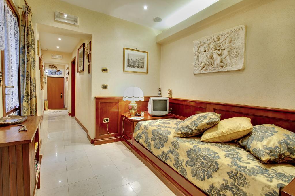 Apartment Regina Elena *